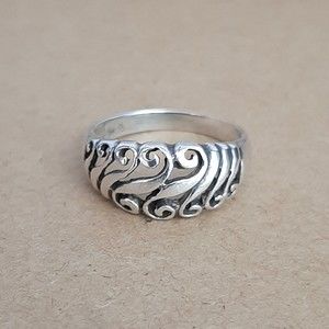 Sabrina Silver 925 Sterling Swirl Small 4.5 Size will fit for Kids